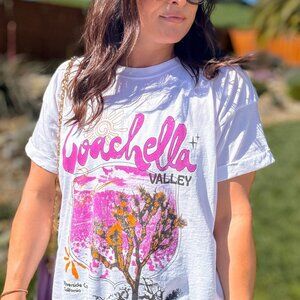 Coachella Valley Boyfriend Graphic Tee | White